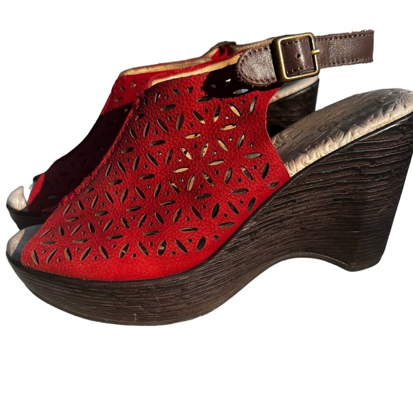 Jambu Women's Vera Wedge Pump, Red, Sz 7.5 - Picture 4 of 10